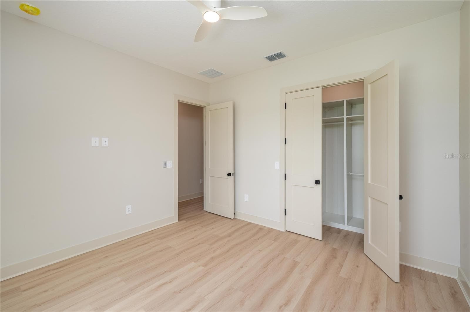 Single Family Residence at 5410 PARKER ESTATES LOOP, LAKELAND, photo 24 of 34
