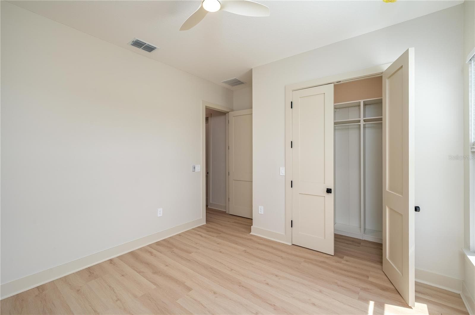 Single Family Residence at 5410 PARKER ESTATES LOOP, LAKELAND, photo 26 of 34