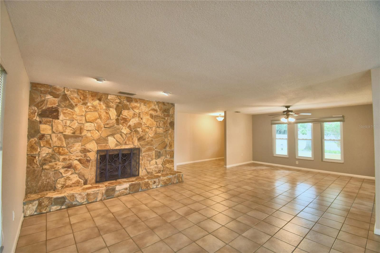 Single Family Residence at 902 CRESTVIEW DR, AUBURNDALE, photo 27 of 65