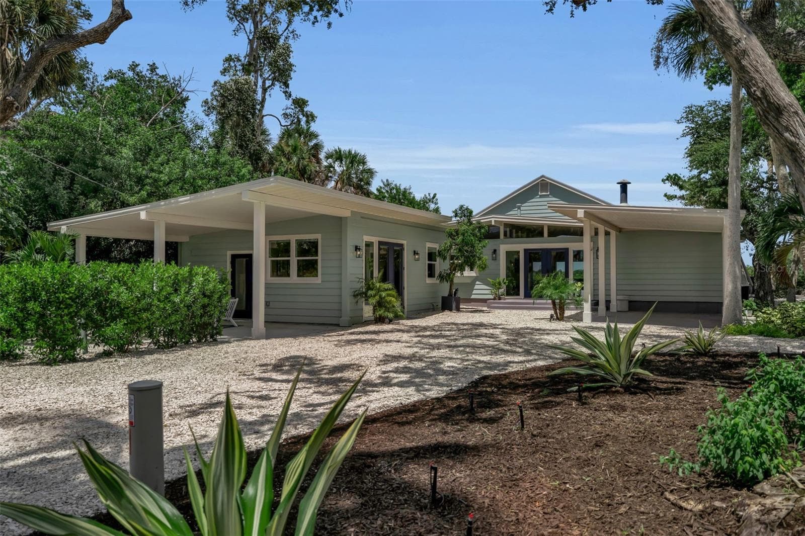 Single Family Residence at 1275 PORT LN, SARASOTA, photo 7 of 93