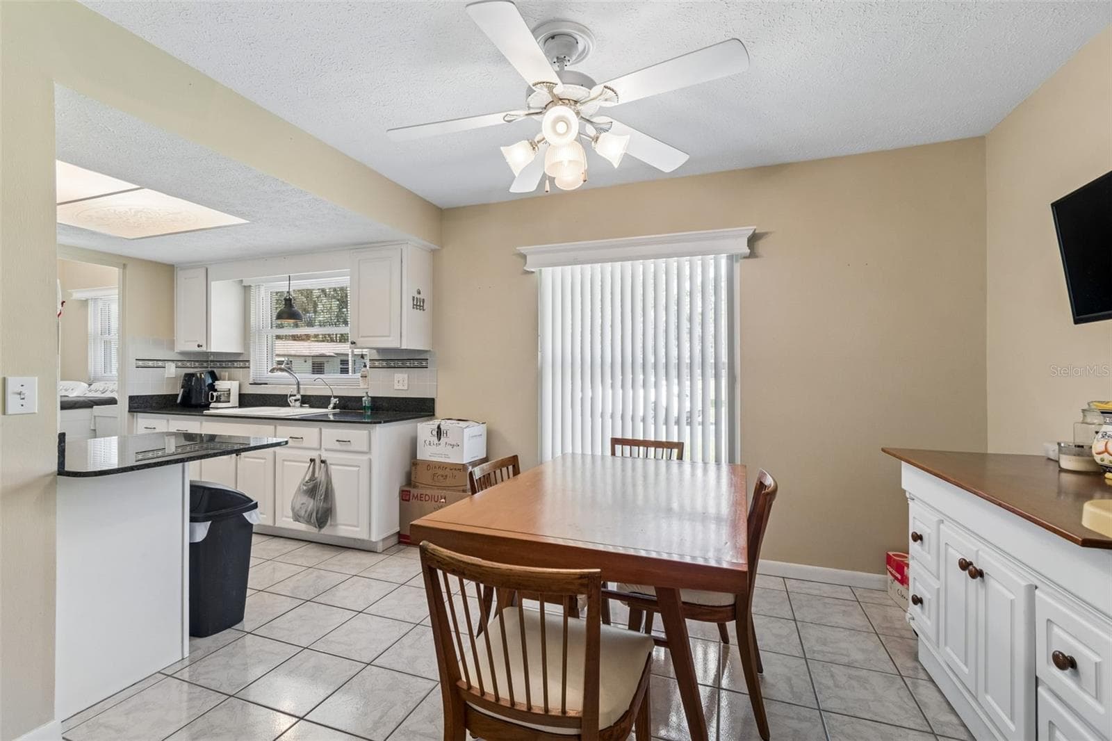Single Family Residence at 2321 WOOTEN RD, DOVER, photo 13 of 54