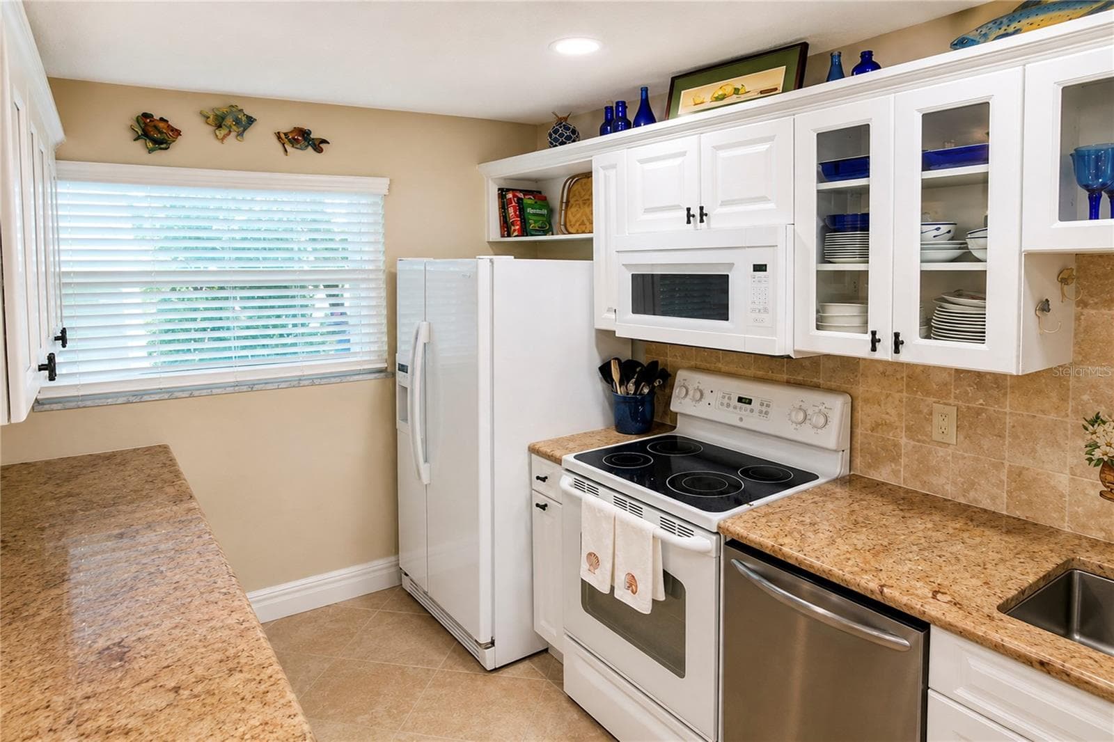 Kitchen 2 - 1351 BAYSHORE DR #108, FORT PIERCE