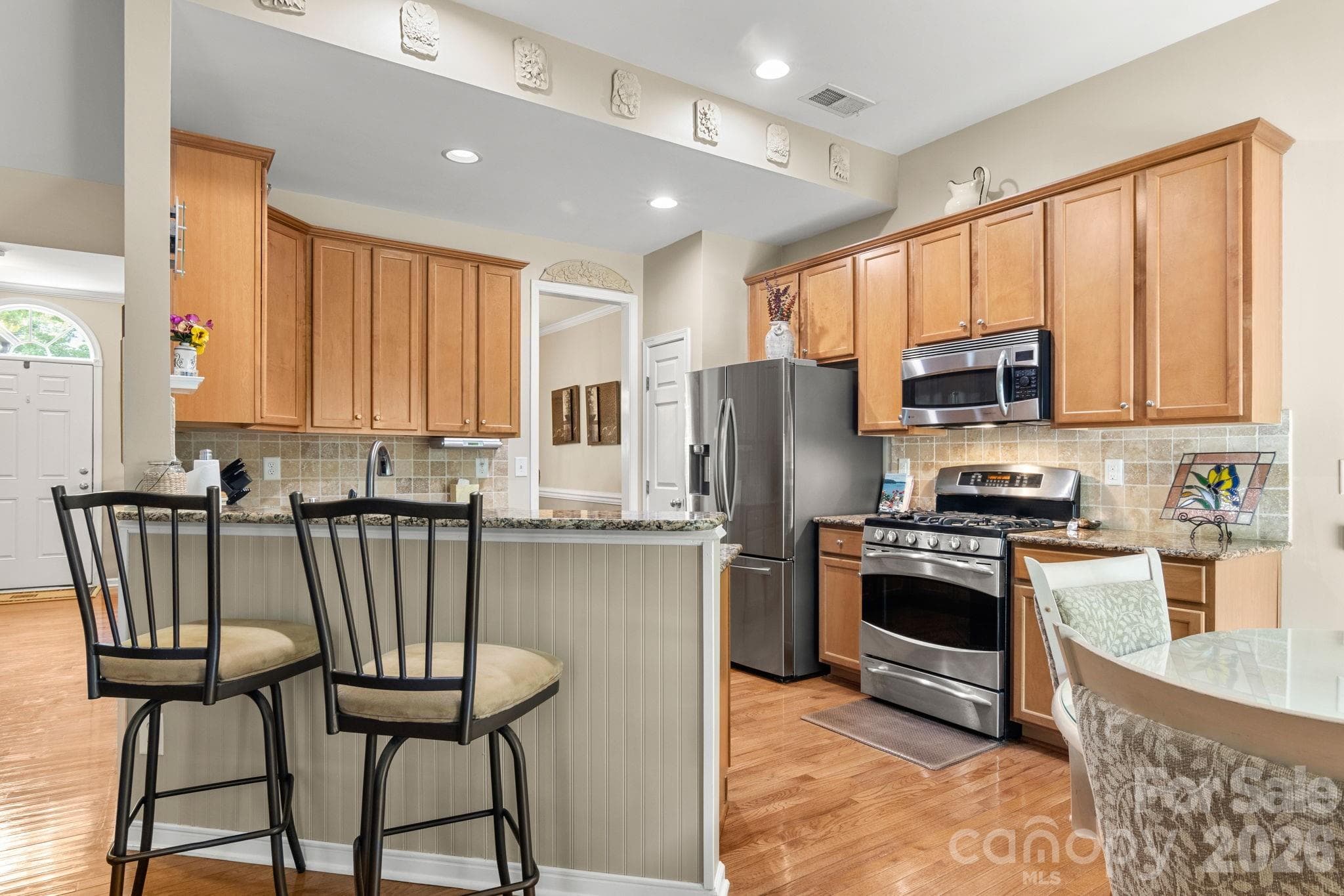 Single Family Residence at 7055 Sedgebrook Drive W, Stanley, photo 9 of 34
