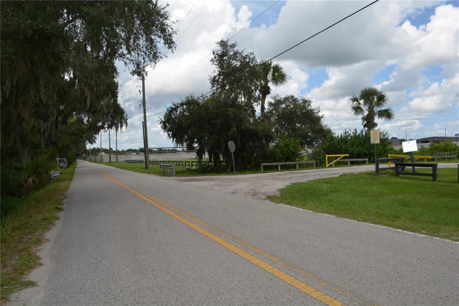 Road from SR 46 start to this property - 4045 HONEY BEE PT RD, SANFORD