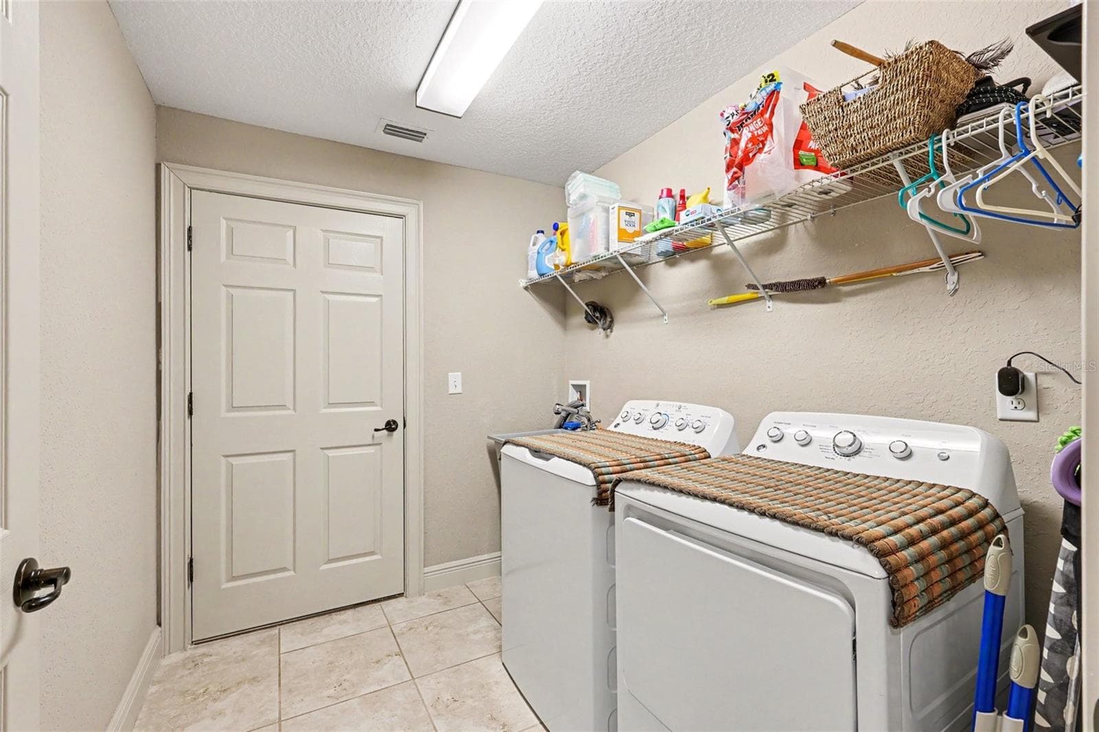 Single Family Residence at 4 MALAUKA RADIAL PASS, OCKLAWAHA, photo 23 of 27