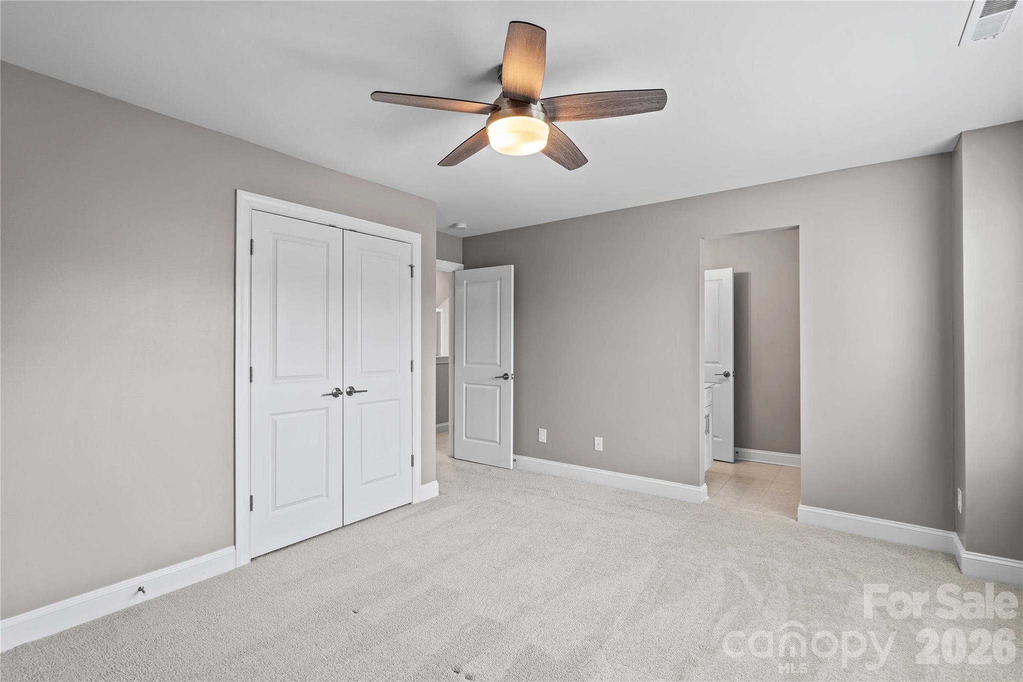 upper level bedroom 4 to jack n jill bath - 117 Farrier Lane, Statesville