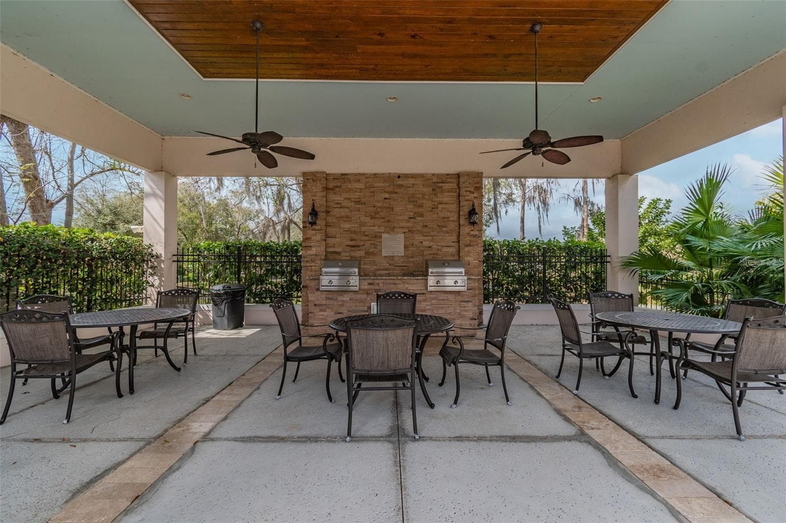 Villa at 11329 RAVINIA PARK BLVD, TAMPA, photo 42 of 60