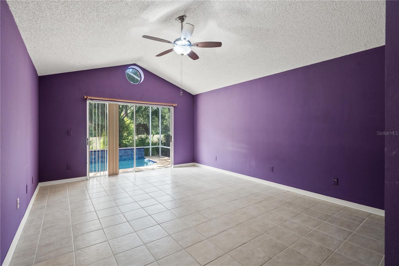 Single Family Residence at 6005 FAIRWAY PALMS CT, TAMPA, photo 22 of 58