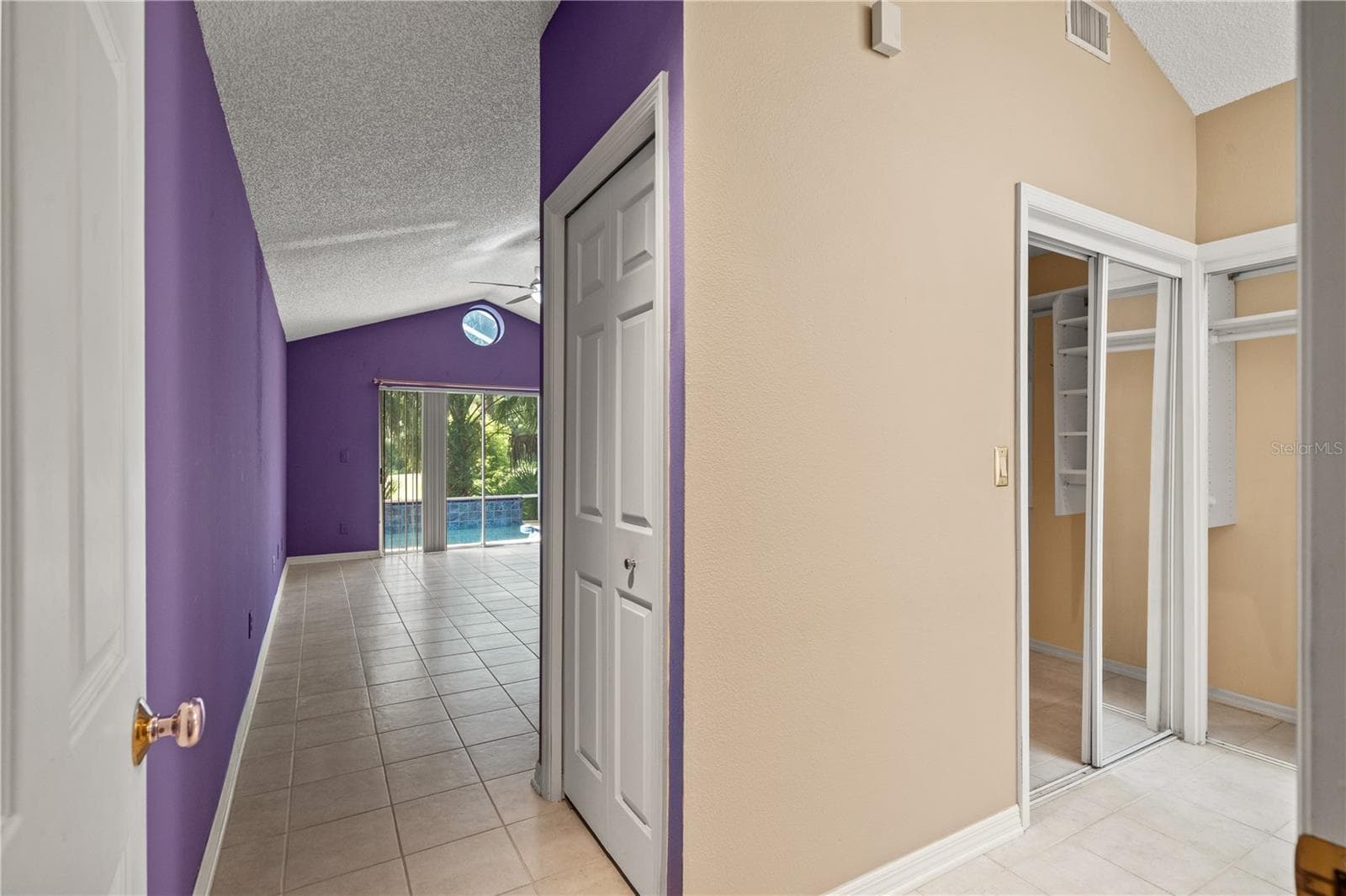 Single Family Residence at 6005 FAIRWAY PALMS CT, TAMPA, photo 24 of 58