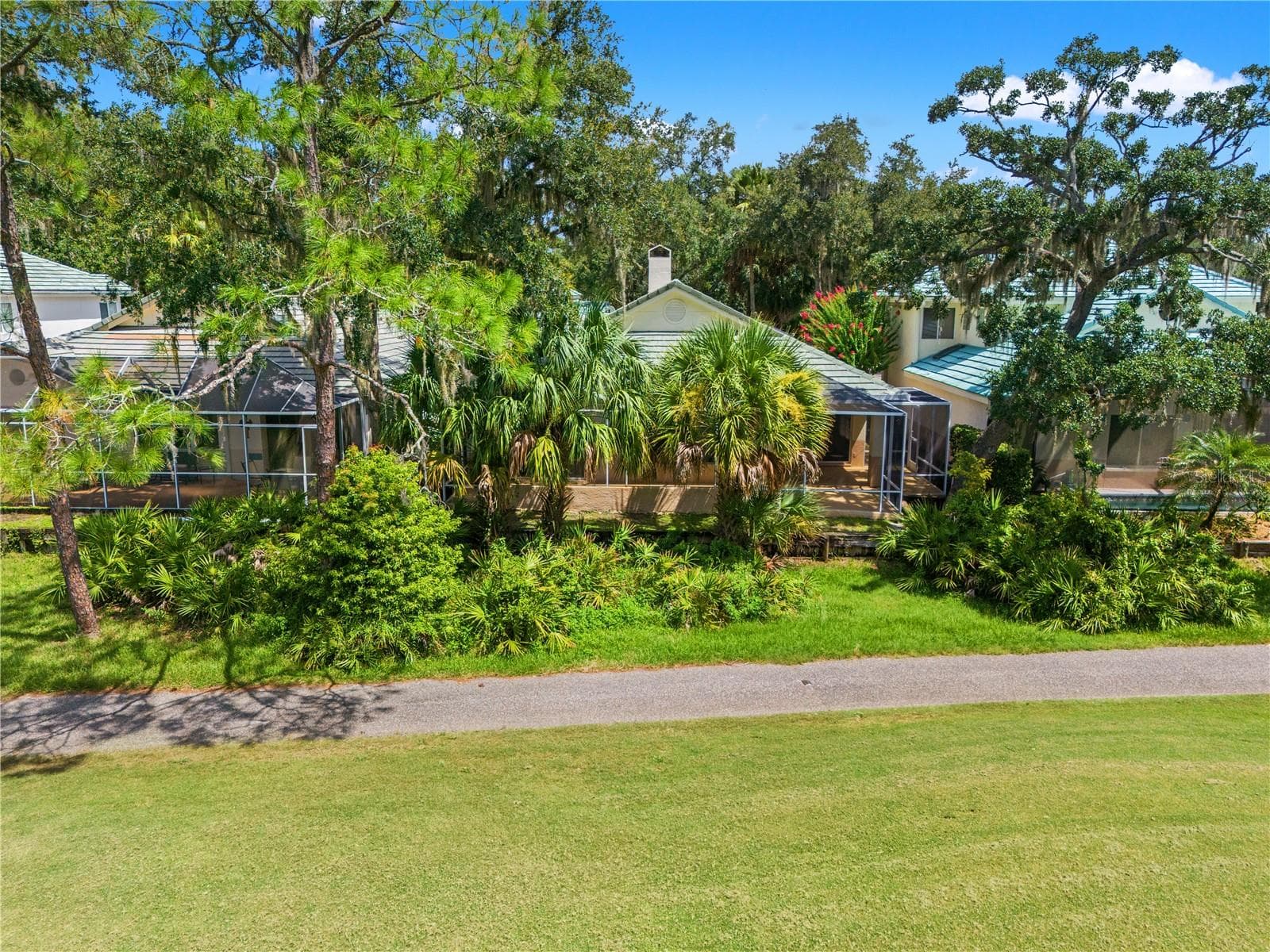 Single Family Residence at 6005 FAIRWAY PALMS CT, TAMPA, photo 52 of 58