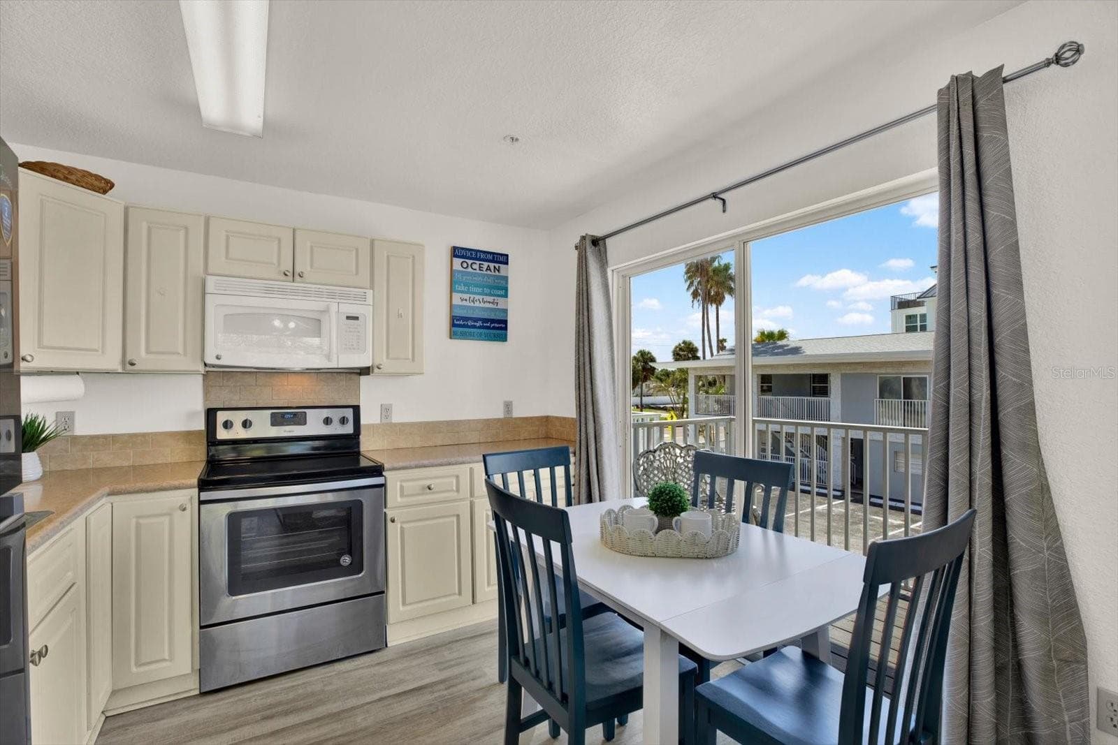 Condominium at 1802 GULF BLVD #8, INDIAN ROCKS BEACH, photo 12 of 29