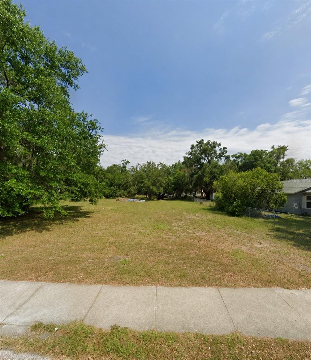 Land at 711 PINE, MOUNT DORA, photo 3 of 4