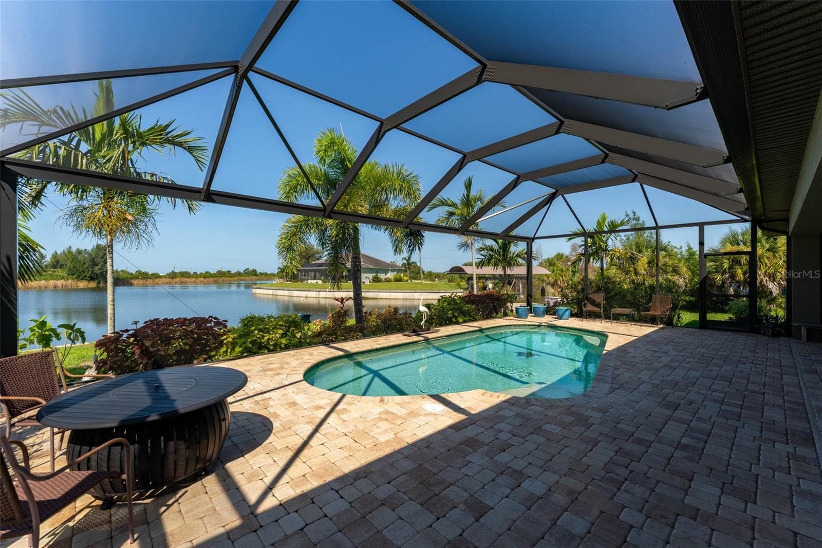 Single Family Residence at 10650 POUGHKEEPSIE CIR, PORT CHARLOTTE, photo 5 of 70
