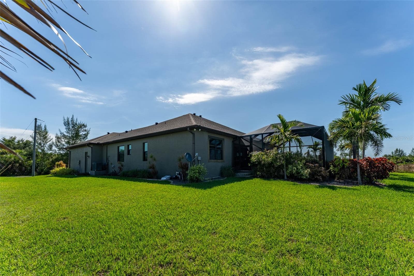 Single Family Residence at 10650 POUGHKEEPSIE CIR, PORT CHARLOTTE, photo 61 of 70