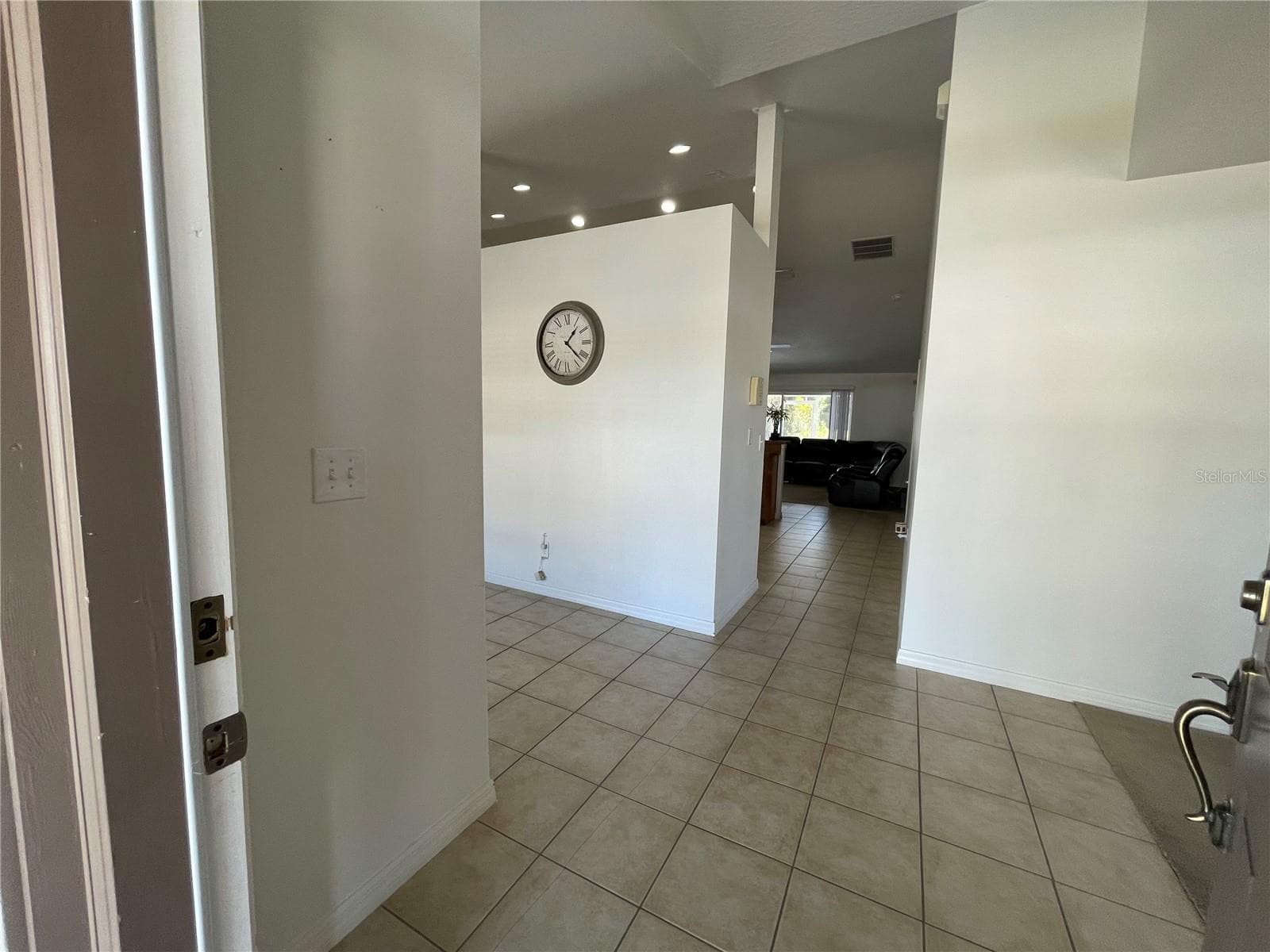 Single Family Residence at 664 HATCHWOOD DR, HAINES CITY, photo 7 of 29