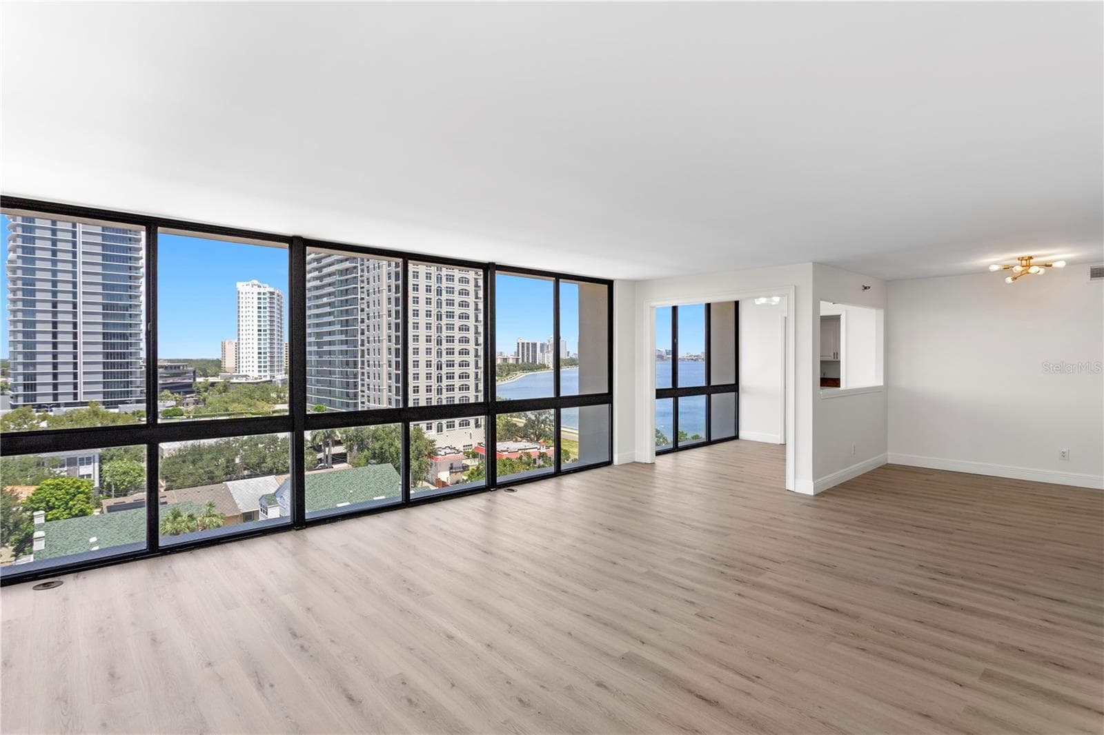 Condominium at 3301 BAYSHORE BLVD #1101E, TAMPA, photo 4 of 56
