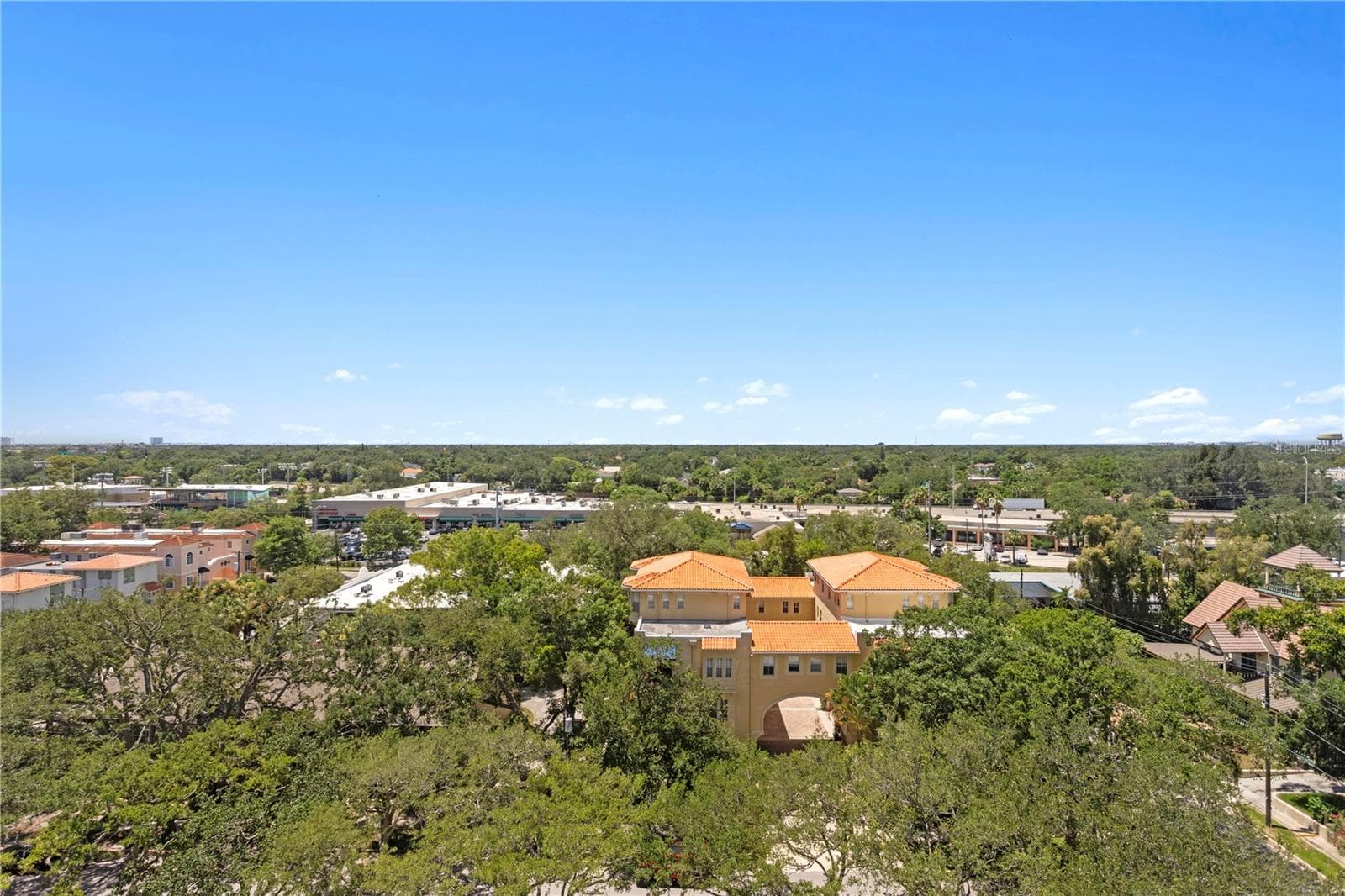 Condominium at 3301 BAYSHORE BLVD #1101E, TAMPA, photo 12 of 56