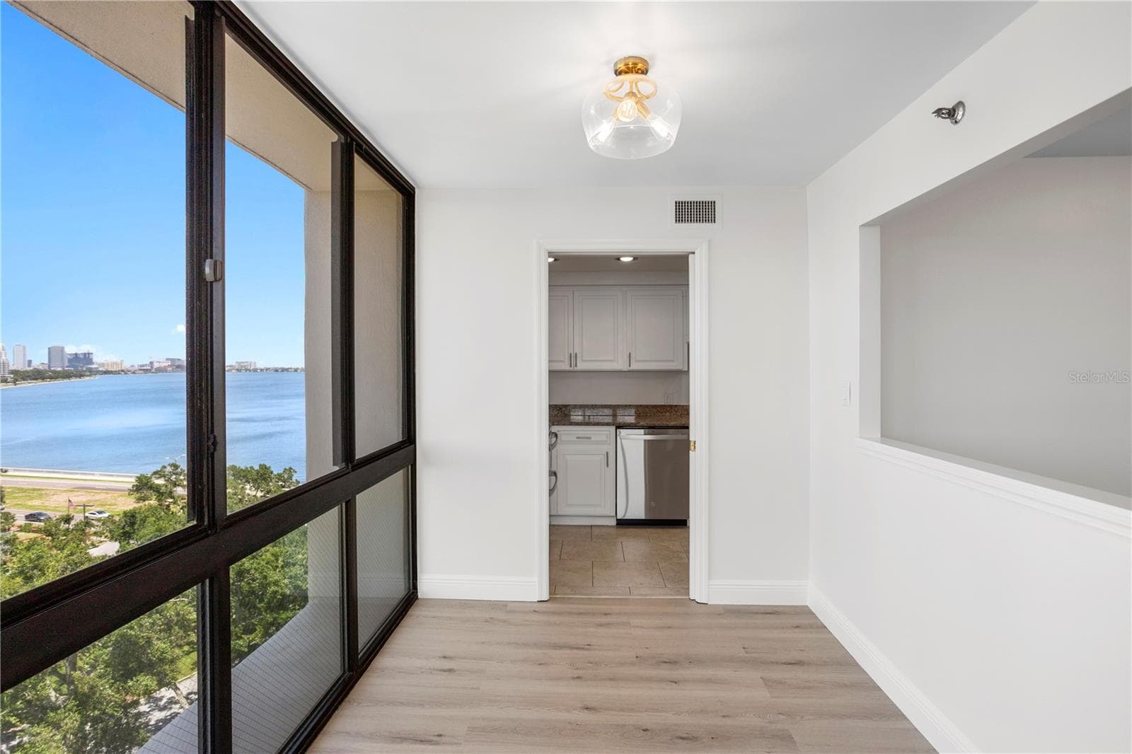 Condominium at 3301 BAYSHORE BLVD #1101E, TAMPA, photo 18 of 56