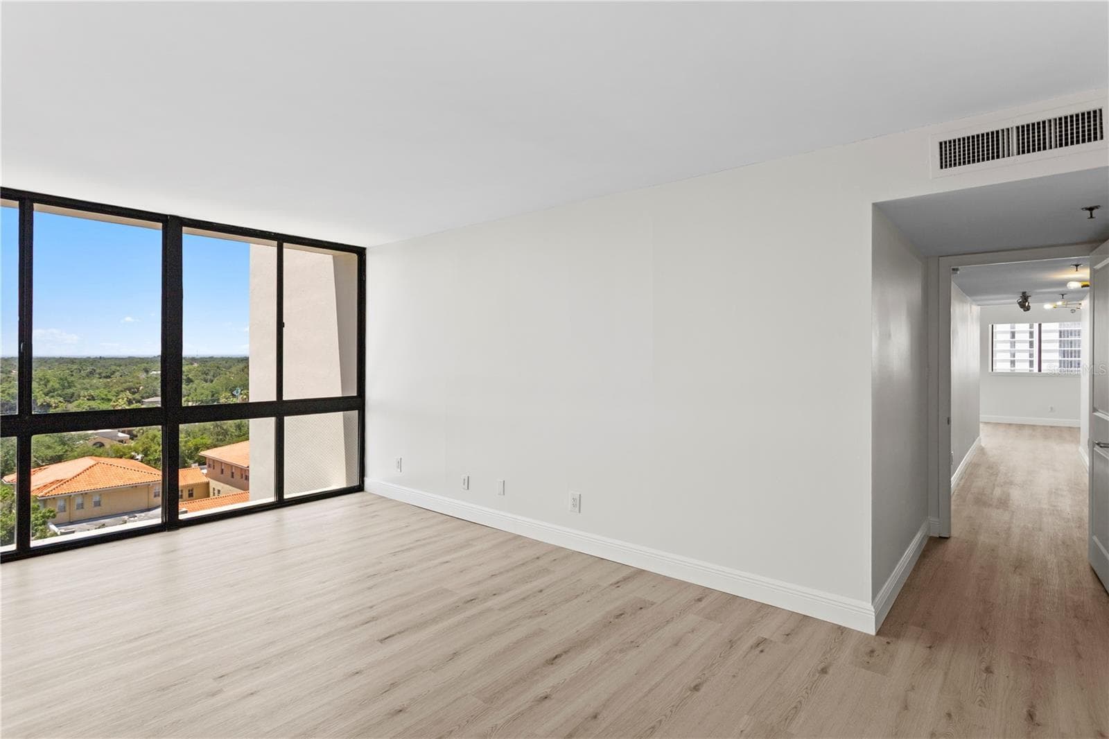 Condominium at 3301 BAYSHORE BLVD #1101E, TAMPA, photo 26 of 56