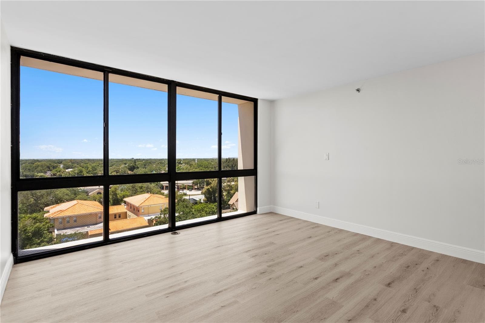Condominium at 3301 BAYSHORE BLVD #1101E, TAMPA, photo 35 of 56