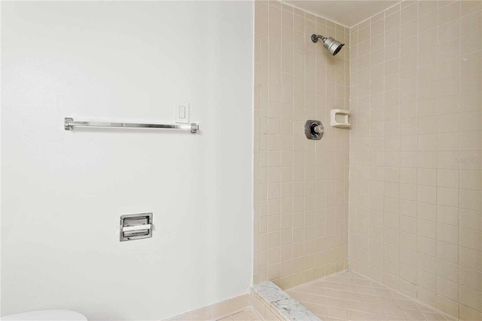 Condominium at 3301 BAYSHORE BLVD #1101E, TAMPA, photo 38 of 56
