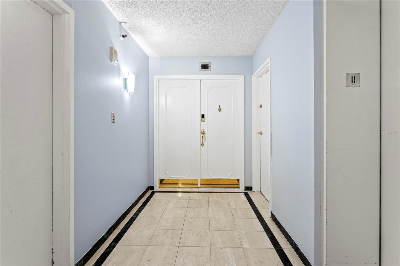 Condominium at 3301 BAYSHORE BLVD #1101E, TAMPA, photo 41 of 56
