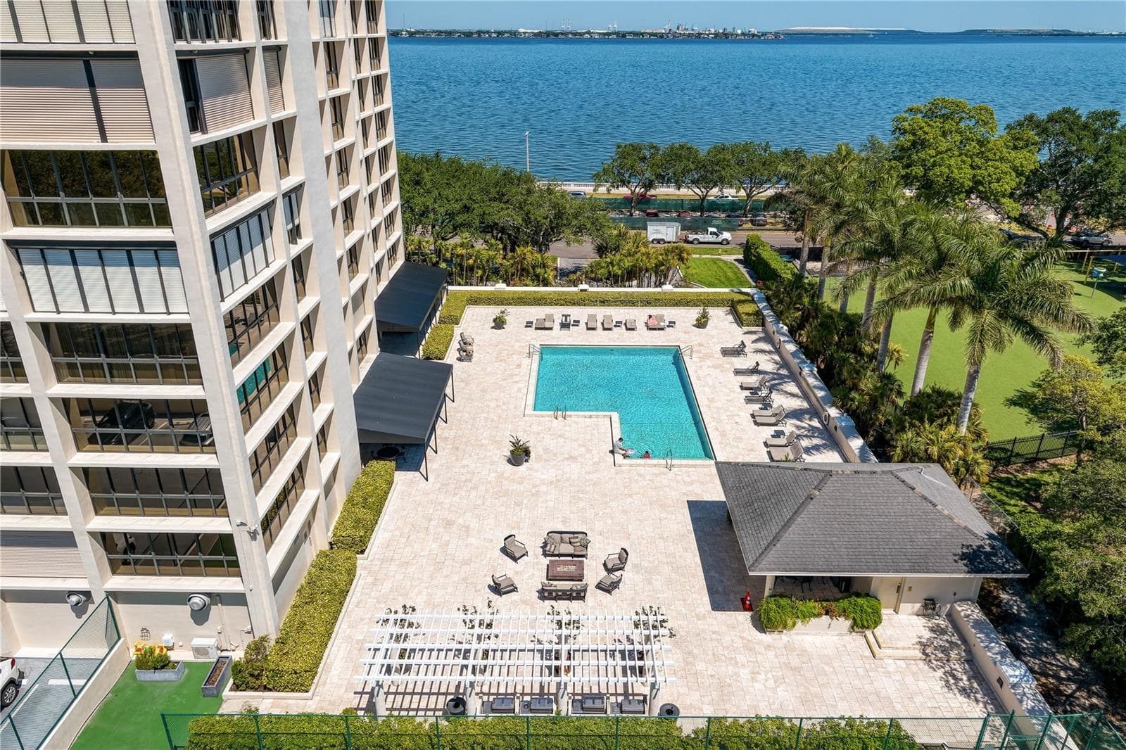 Condominium at 3301 BAYSHORE BLVD #1101E, TAMPA, photo 47 of 56