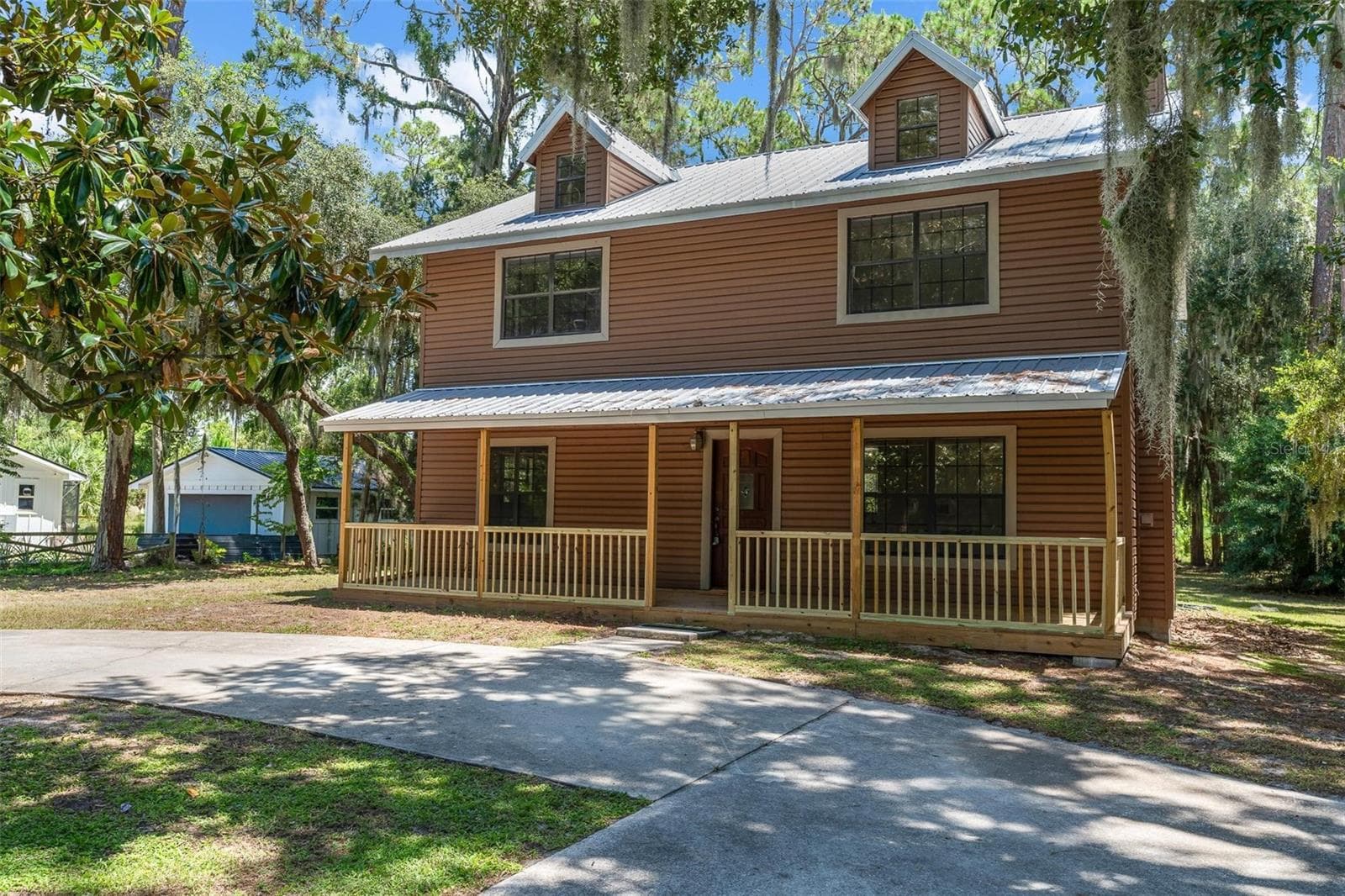Single Family Residence at 31018 COVE RD, TAVARES, photo 9 of 57