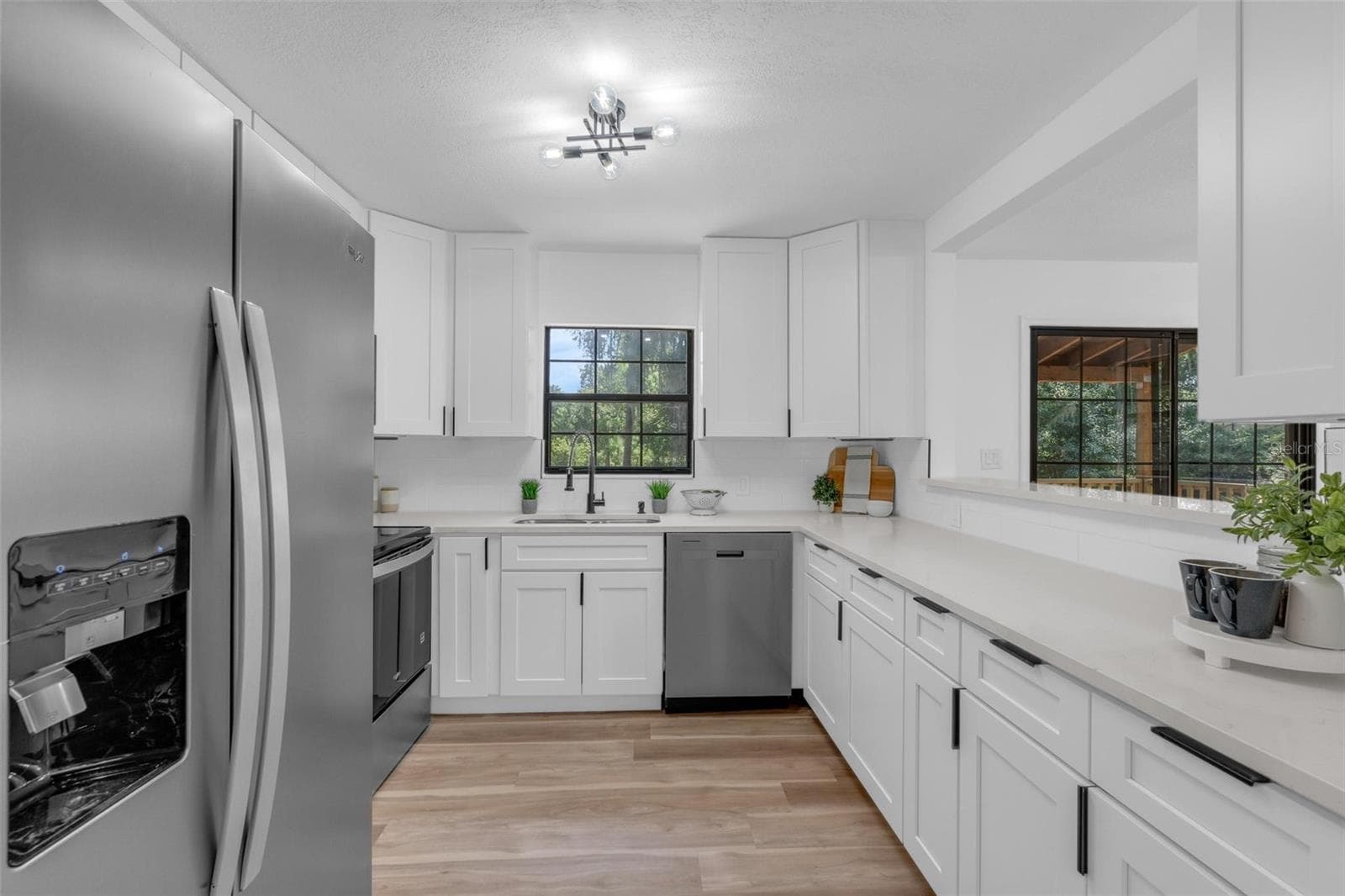 Single Family Residence at 31018 COVE RD, TAVARES, photo 20 of 57