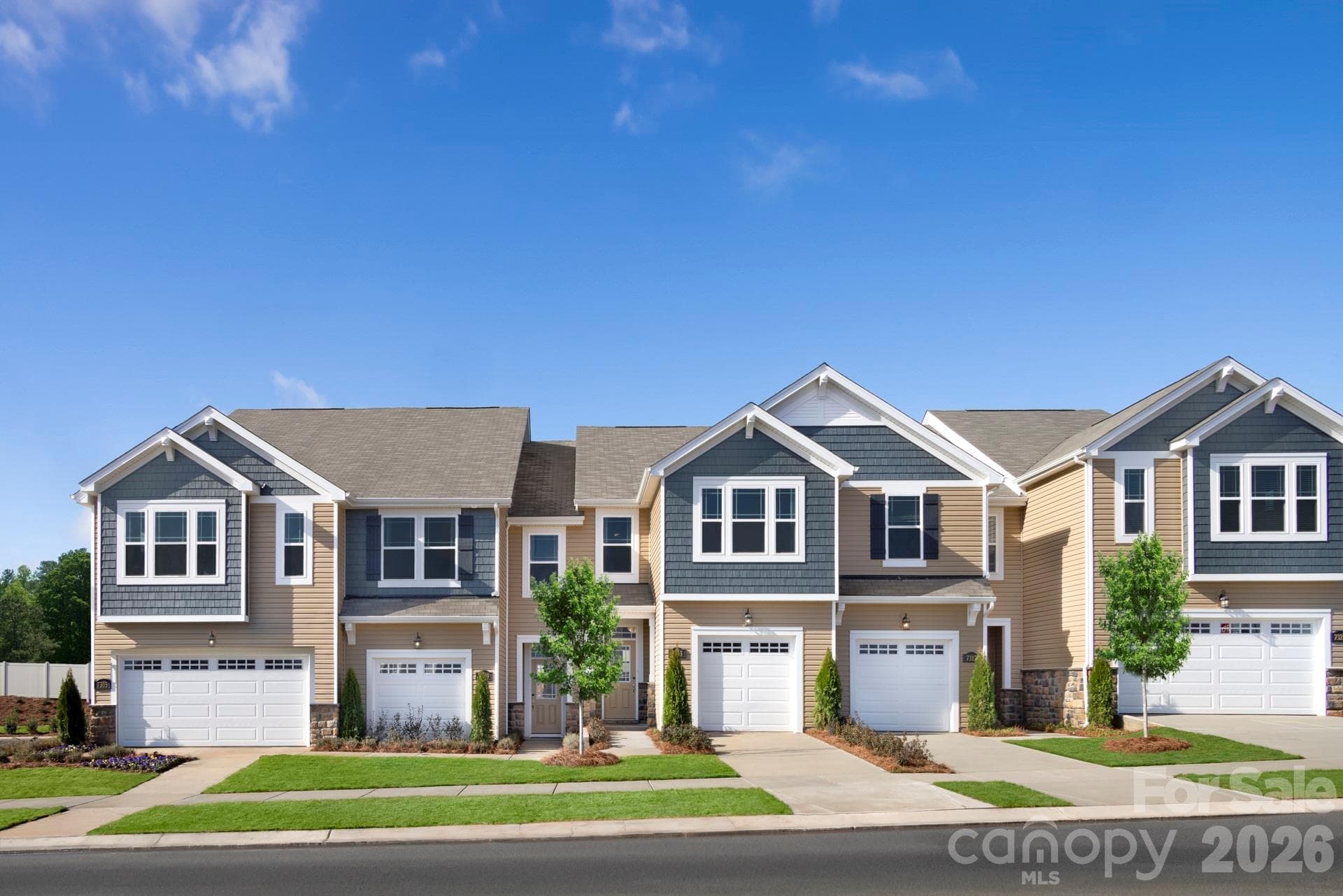 Townhouse at Charlotte, photo 2 of 16
