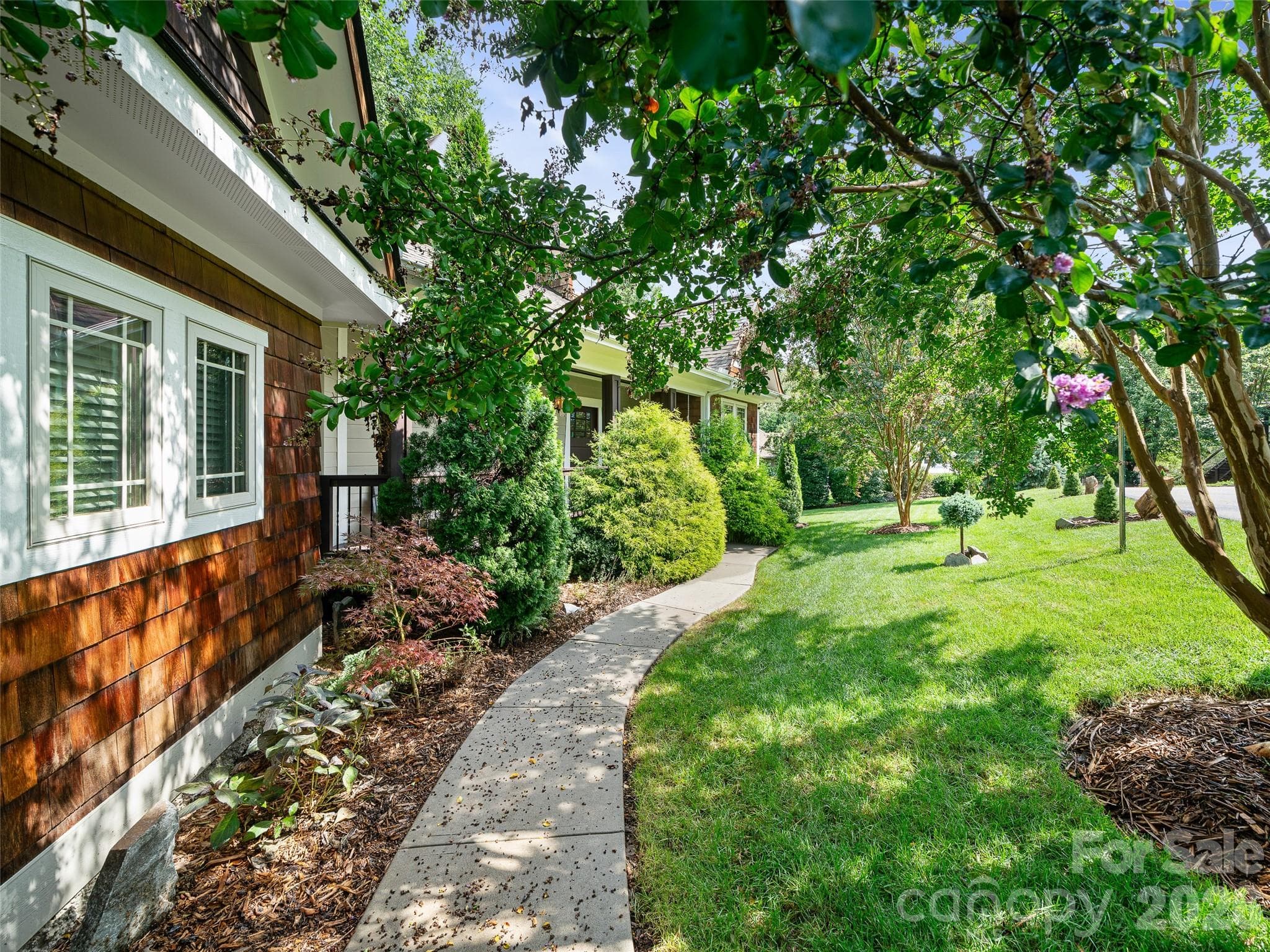 Single Family Residence at 6 Oak Springs Drive, Arden, photo 2 of 37