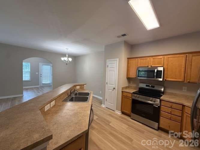 Townhouse at 17450 Caldwell Track Drive, Cornelius, photo 7 of 25