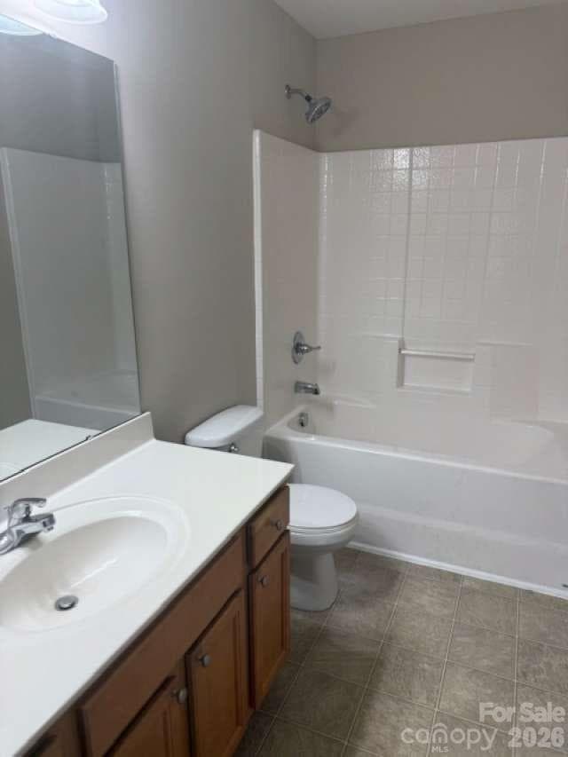Townhouse at 17450 Caldwell Track Drive, Cornelius, photo 16 of 25
