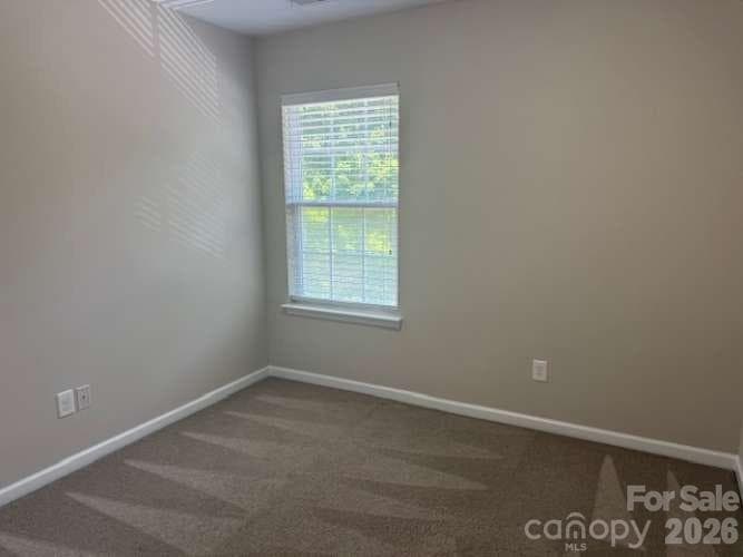 Townhouse at 17450 Caldwell Track Drive, Cornelius, photo 18 of 25