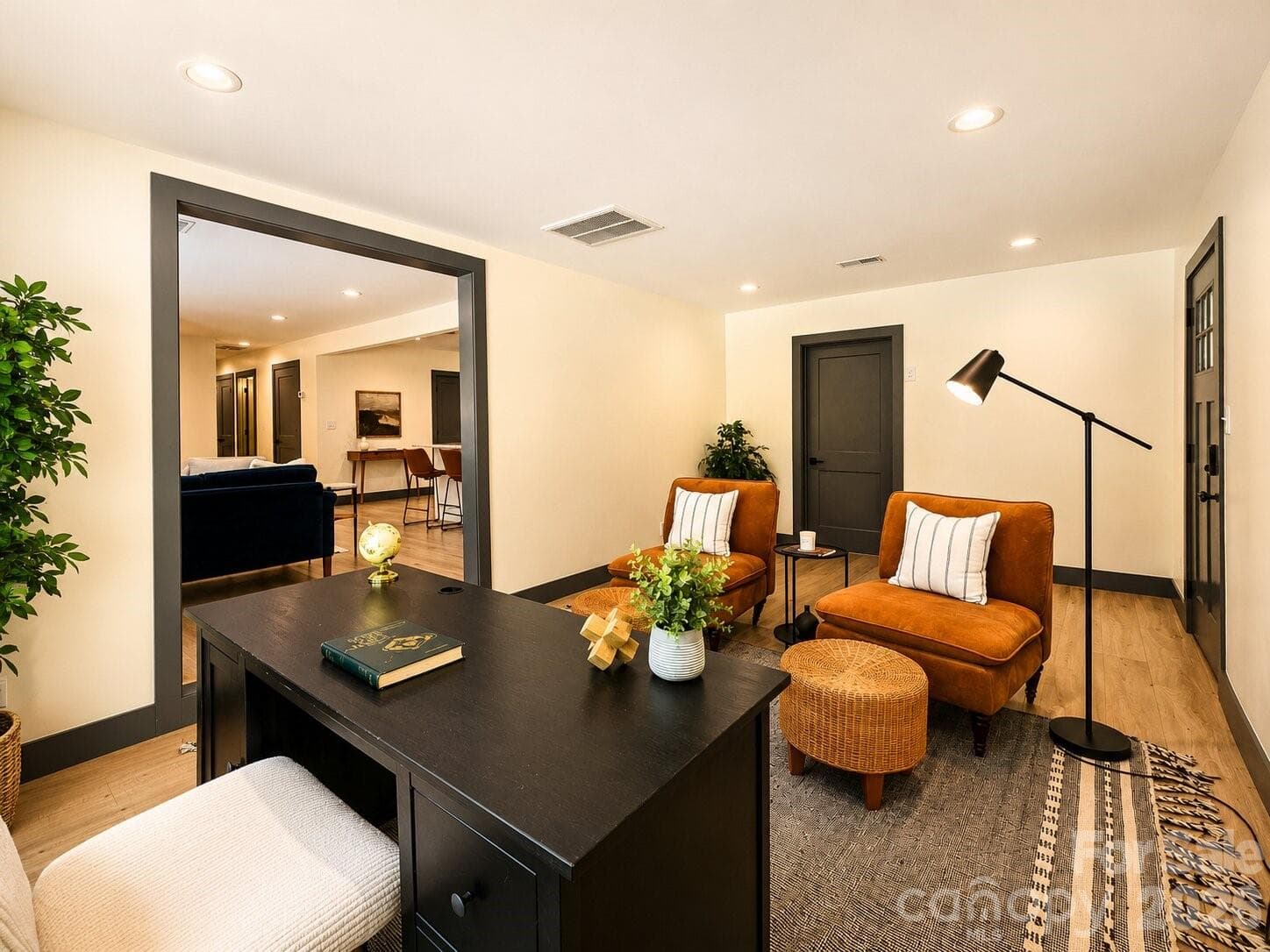 Stylish and versatile flex space - Arden