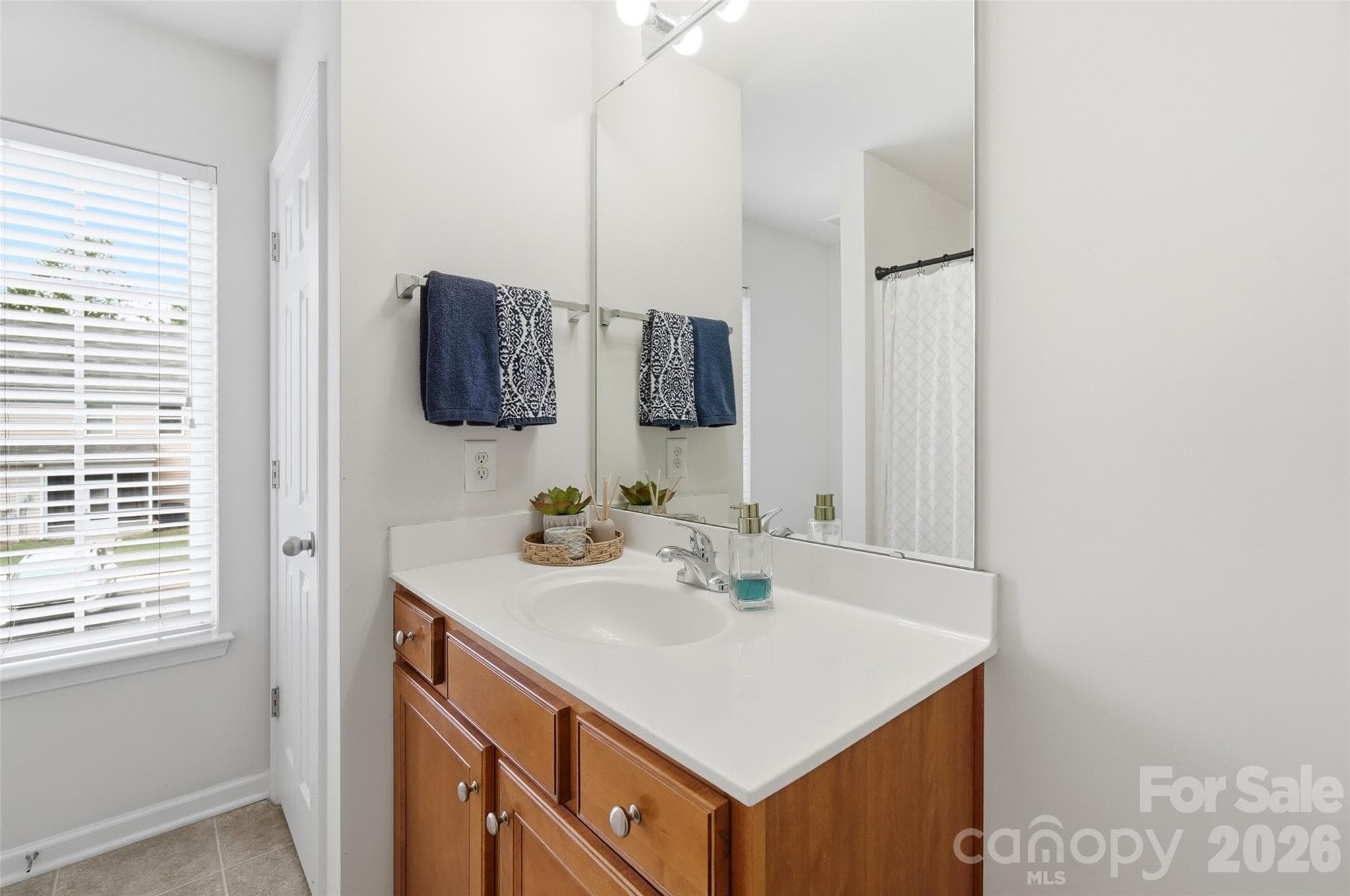 Townhouse at 2311 Crosscut Drive, Charlotte, photo 27 of 42