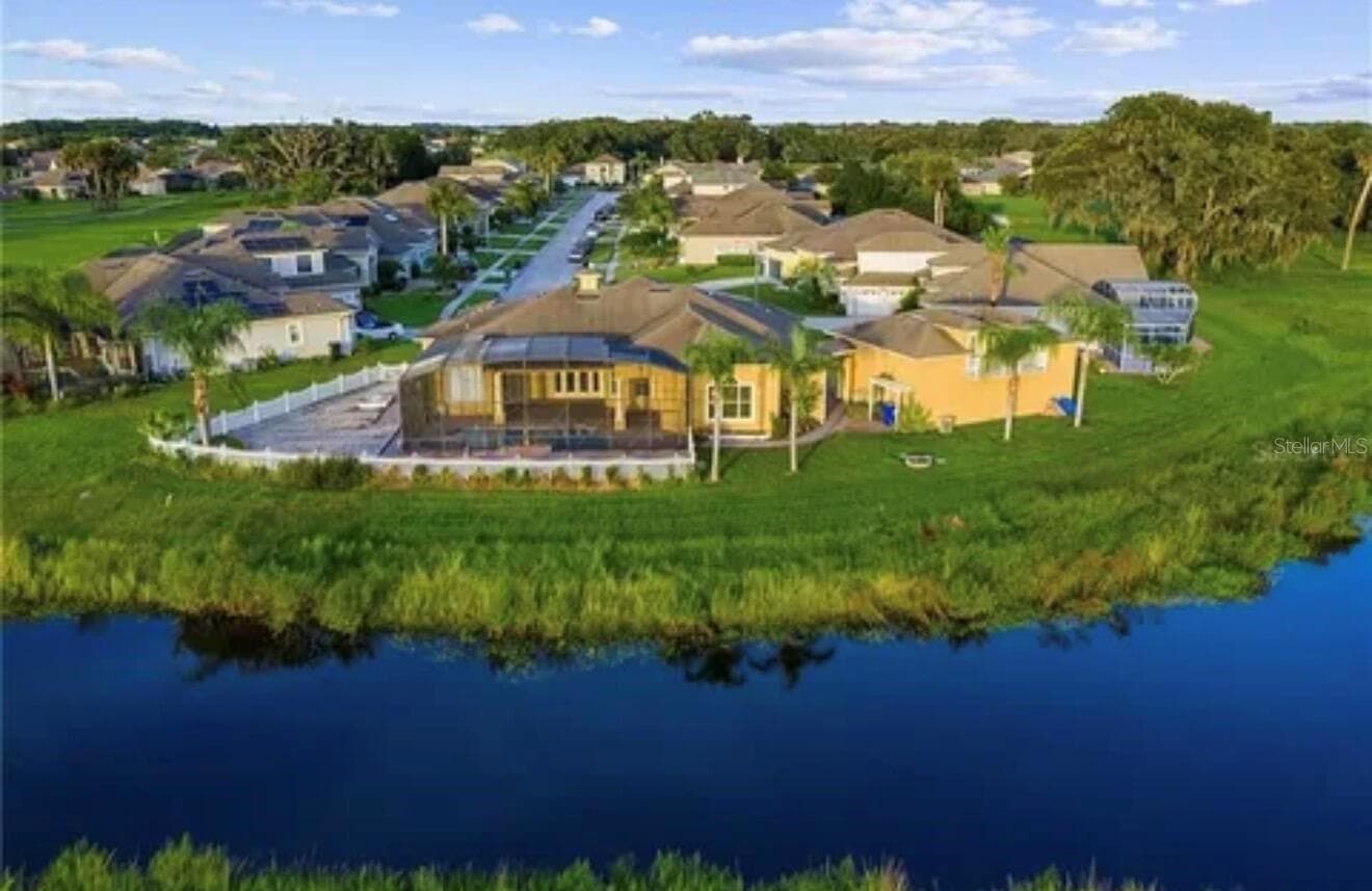 Single Family Residence at 2120 BUNKER VIEW CT, KISSIMMEE, photo 5 of 80