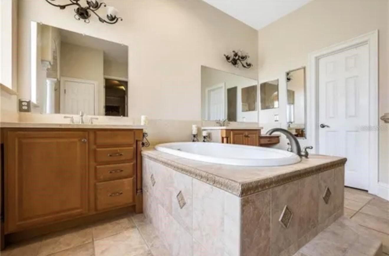Single Family Residence at 2120 BUNKER VIEW CT, KISSIMMEE, photo 26 of 80