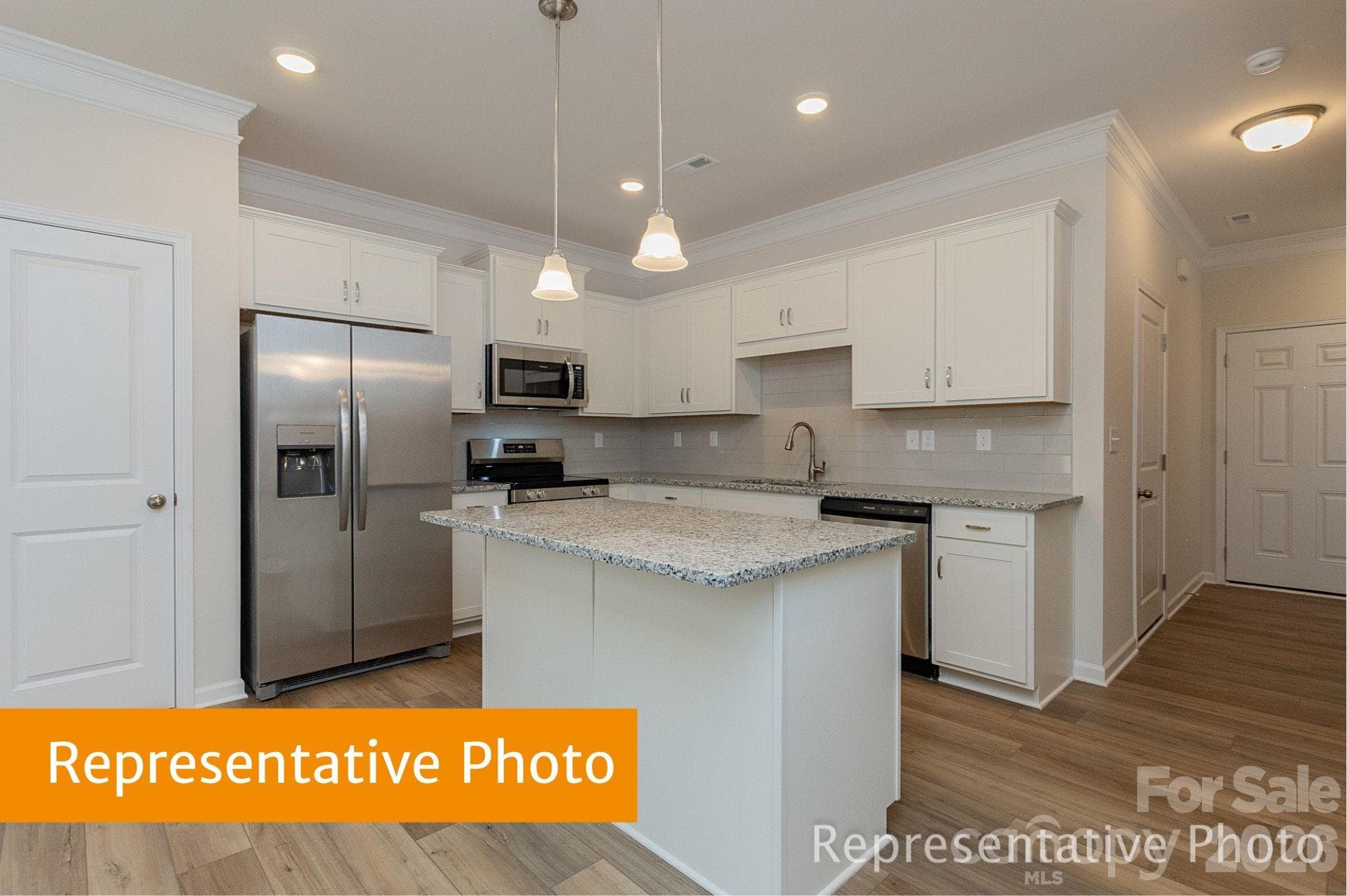 Townhouse at 2671 Spinalis Street, Charlotte, photo 7 of 31