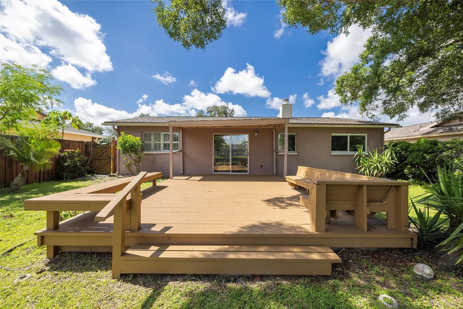 Large Deck - 6355 102ND TER N, PINELLAS PARK
