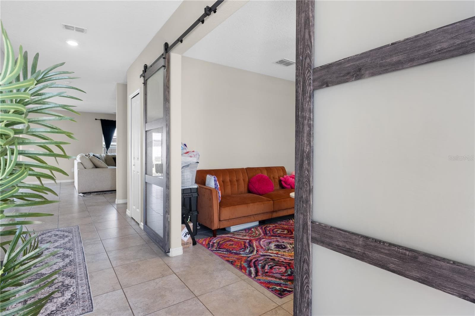Single Family Residence at 7420 PEARLY EVERLASTING AVE, TAMPA, photo 7 of 48
