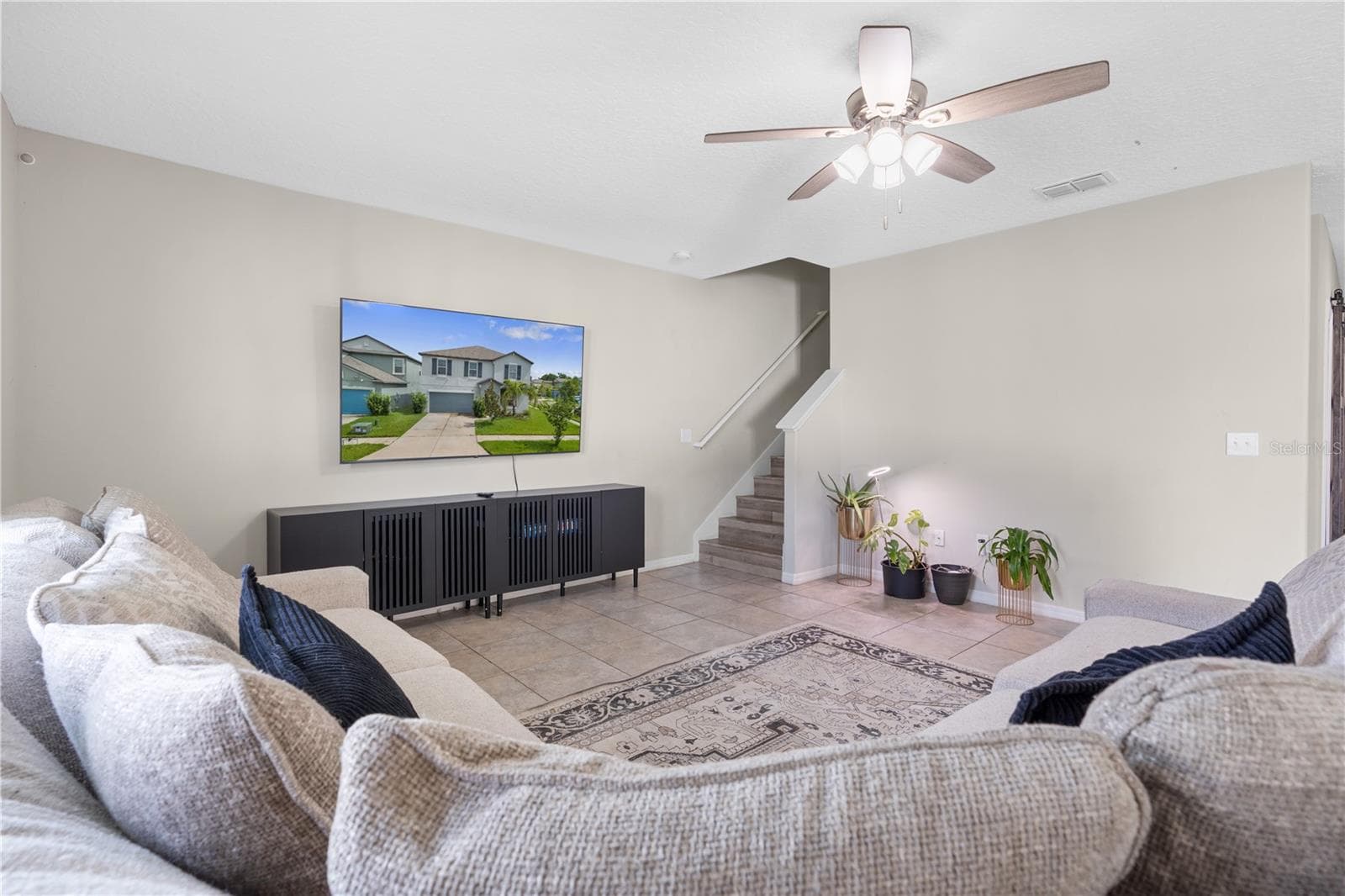 Single Family Residence at 7420 PEARLY EVERLASTING AVE, TAMPA, photo 12 of 48