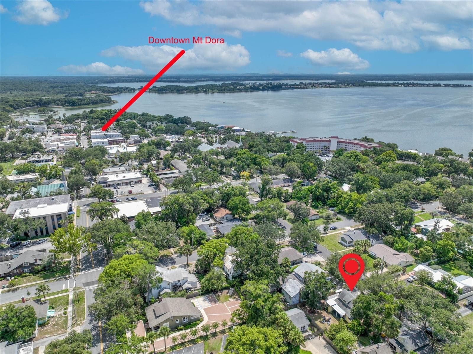 Single Family Residence at 834 N ALEXANDER ST, MOUNT DORA, photo 2 of 23
