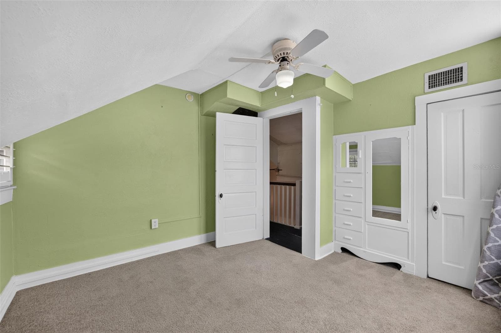 Single Family Residence at 834 N ALEXANDER ST, MOUNT DORA, photo 17 of 23