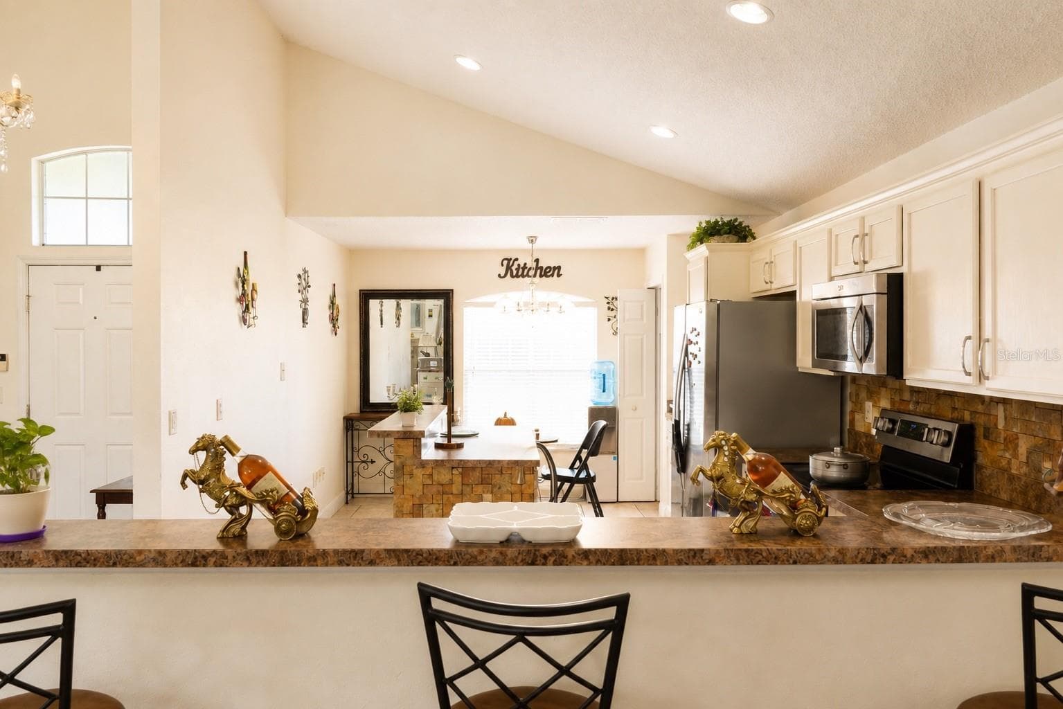 Single Family Residence at 925 STOCKPORT DR, KISSIMMEE, photo 9 of 28