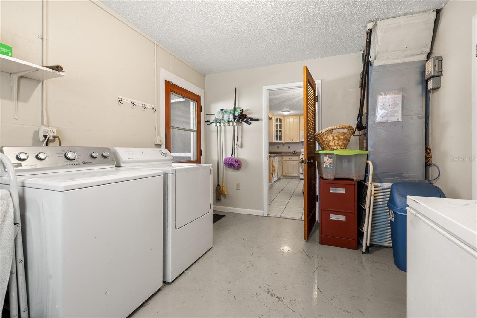 Laundry Room - 608 CHEROKEE CIR, AVON PARK