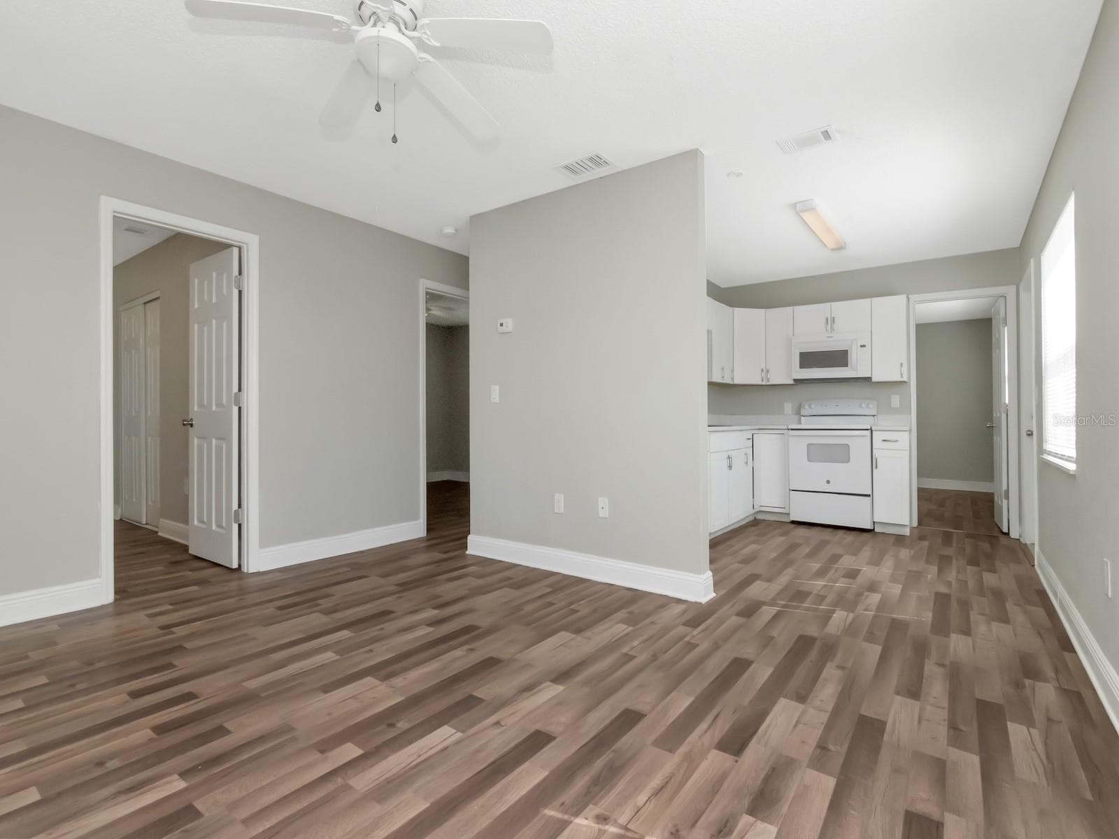 Kitchen/Dining/Living - Unit 1211 - 1209 62ND AVE E, BRADENTON