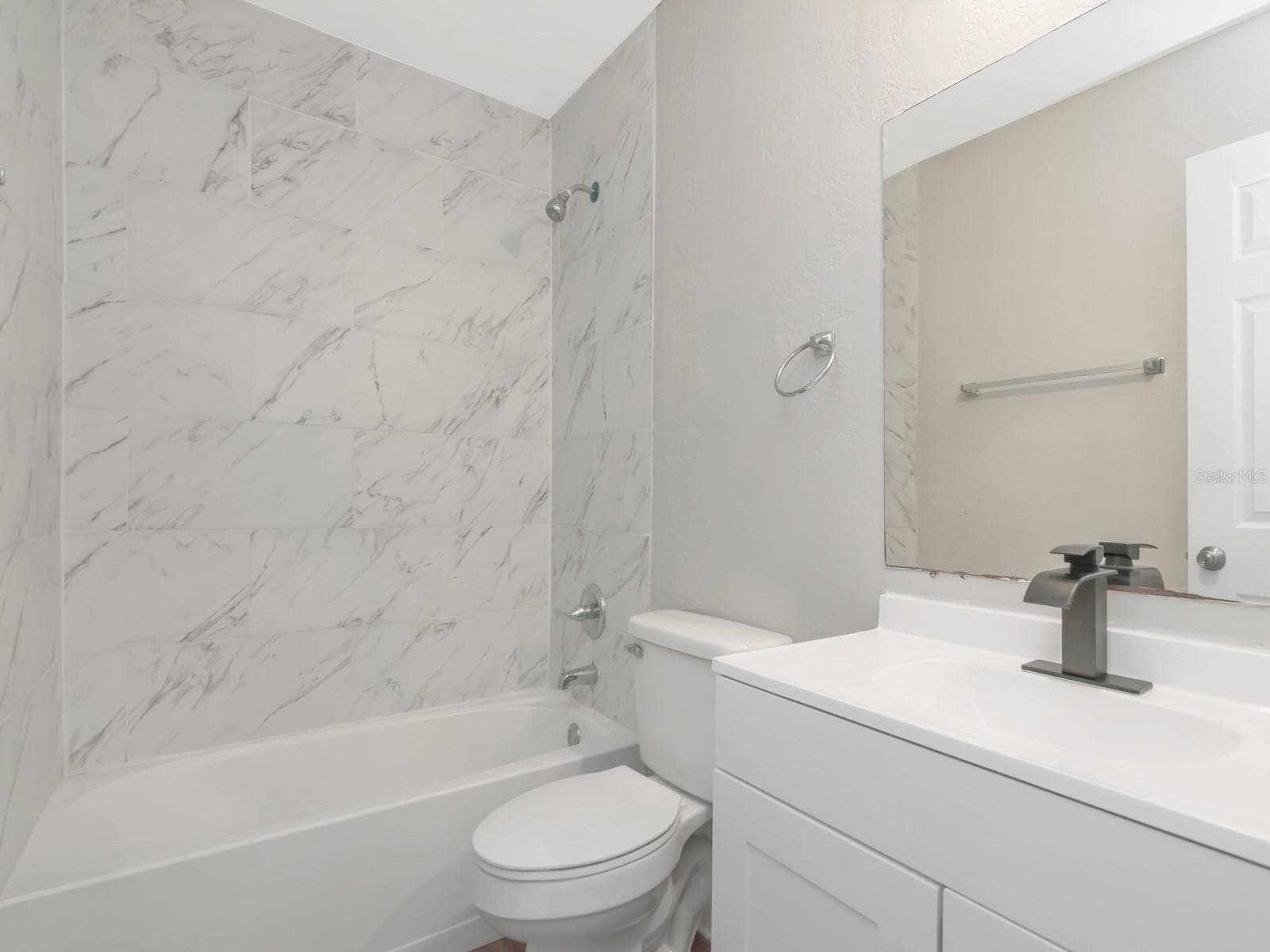 2nd Bathroom - Unit 1211 - 1209 62ND AVE E, BRADENTON