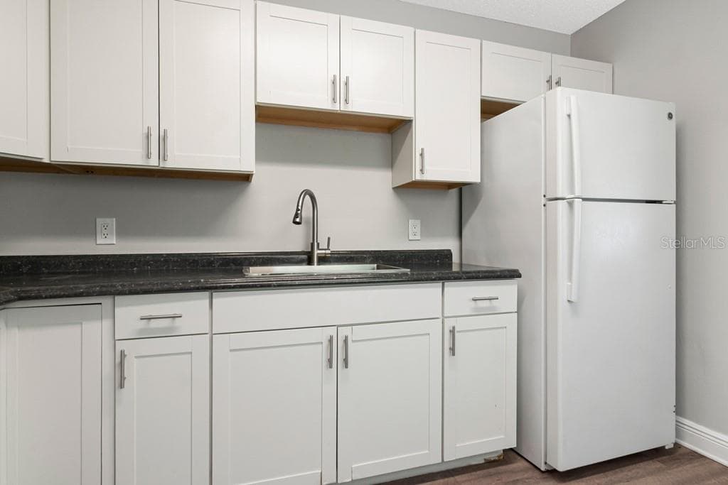 Kitchen - Unit 1209 - 1209 62ND AVE E, BRADENTON