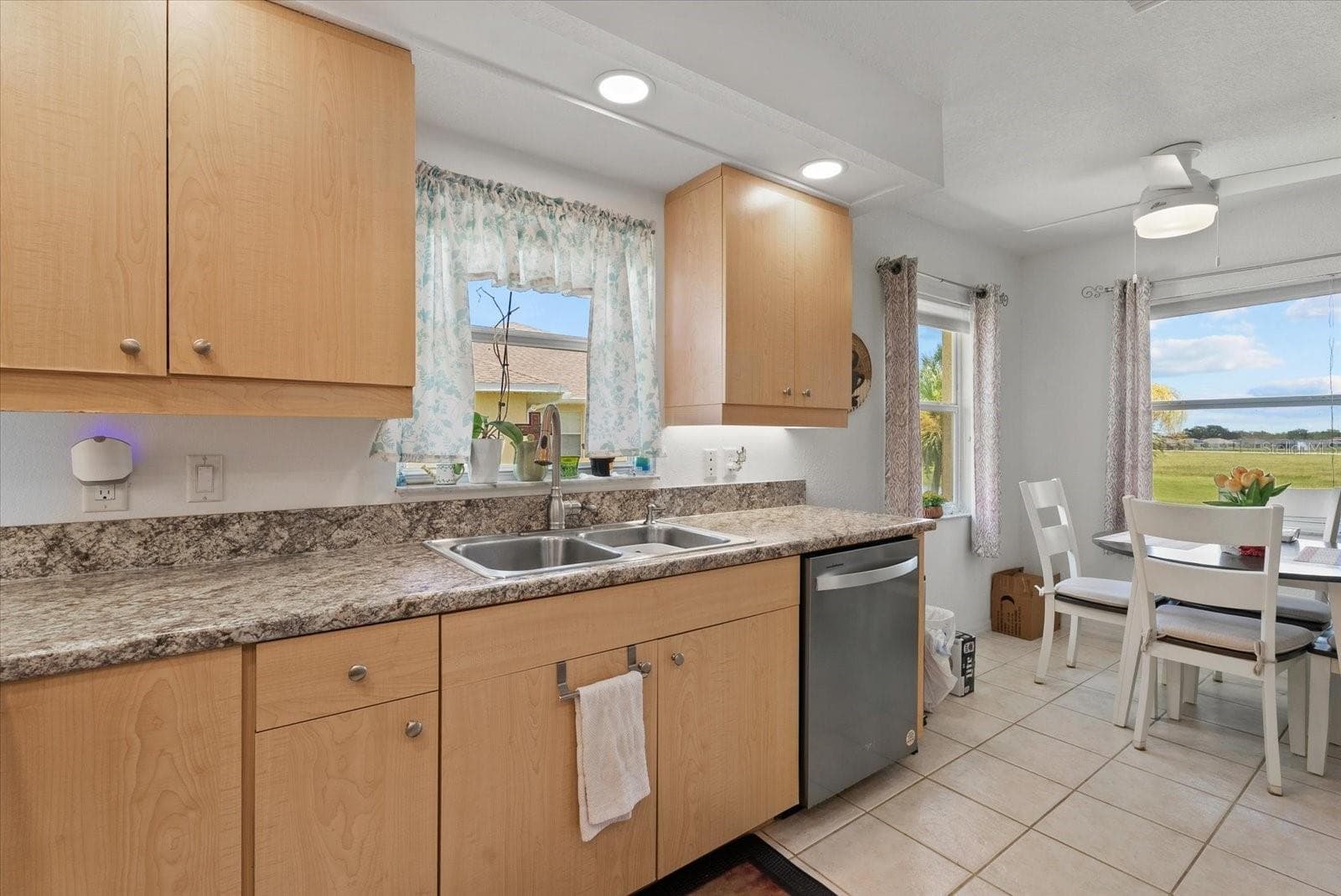 Condominium at 5800 SABAL TRACE DR #502, NORTH PORT, photo 16 of 48
